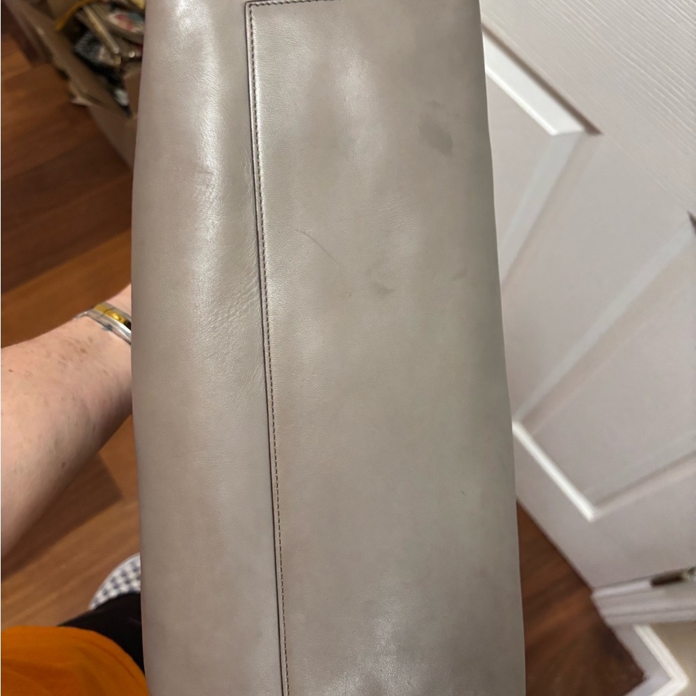 Coach A1469-32502 Large Borough Retro Colorblock Grey/Cream/Tan Leather in EUC - Picture 11 of 16